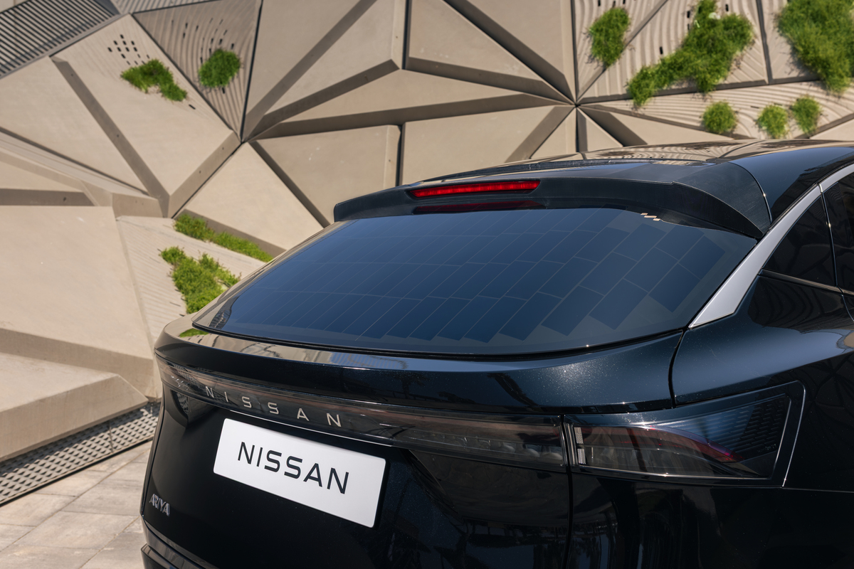 nissan ariya panouri solare